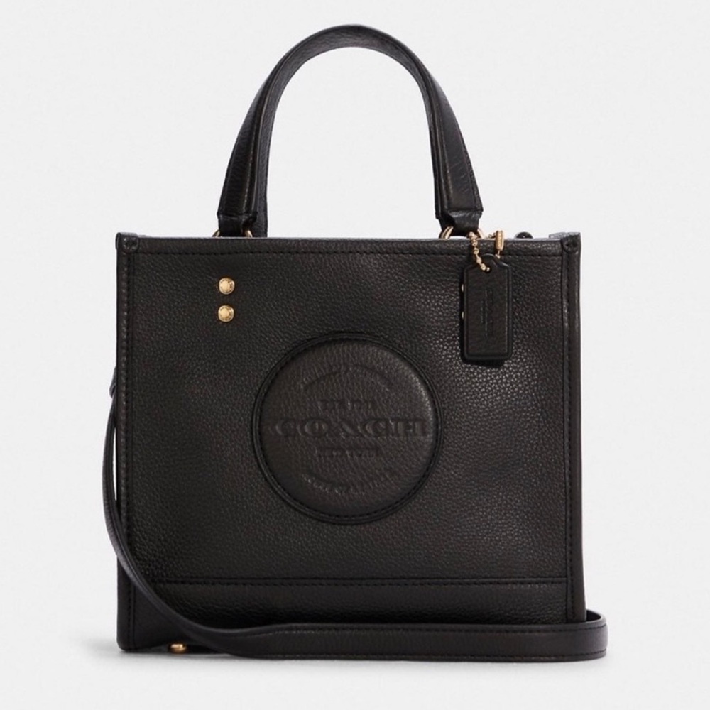 COACH Dempsey Carryall with patch  Like new, used 2 times. Smoke free